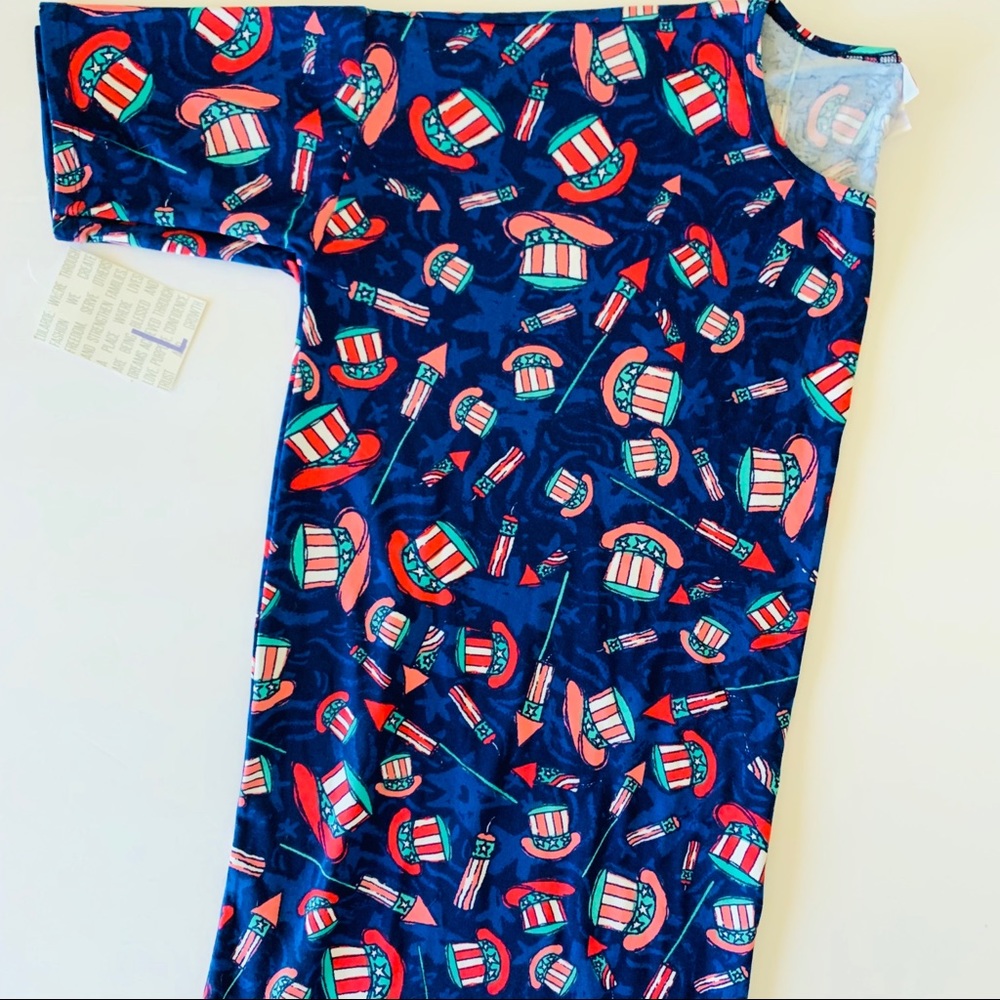 Lularoe Irma Tunic Top Large Americana 🇺🇸